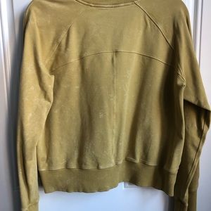 Lululemon crewneck